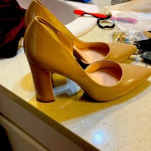 This shoes is so beautiful like as you see in the picture